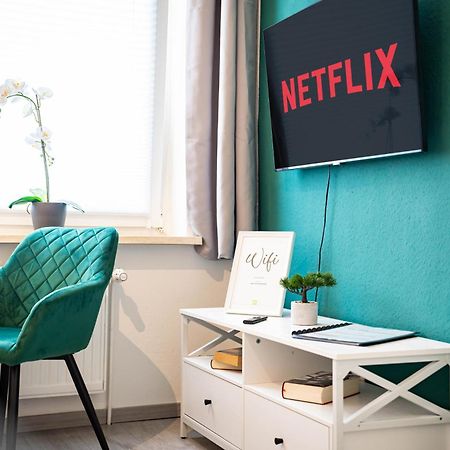 Apartmento Blue Magdeburg - Zentral - Wifi - Netflix エクステリア 写真