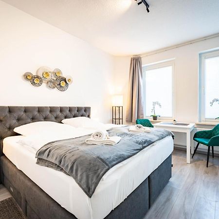 Apartmento Blue Magdeburg - Zentral - Wifi - Netflix エクステリア 写真