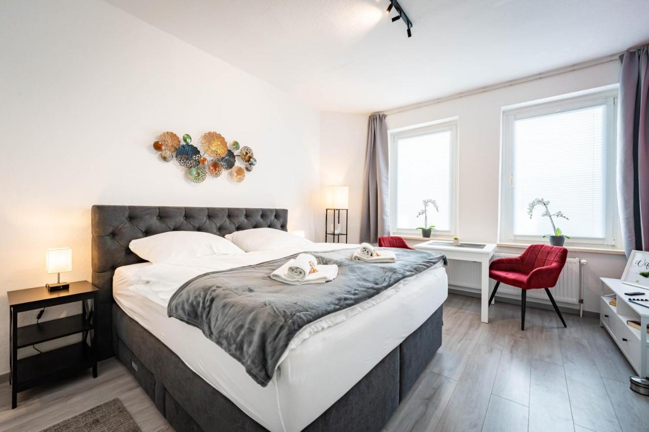 Apartmento Blue Magdeburg - Zentral - Wifi - Netflix エクステリア 写真