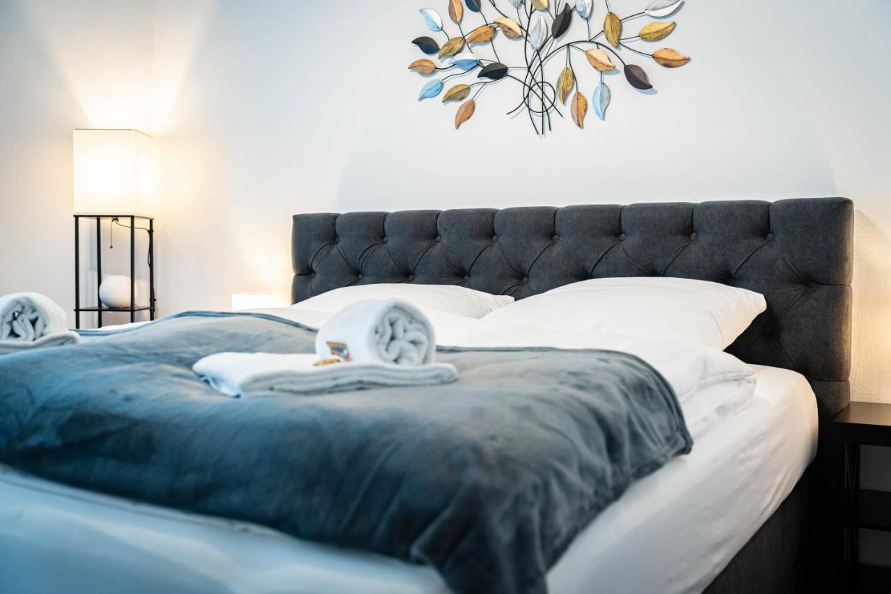 Apartmento Blue Magdeburg - Zentral - Wifi - Netflix エクステリア 写真