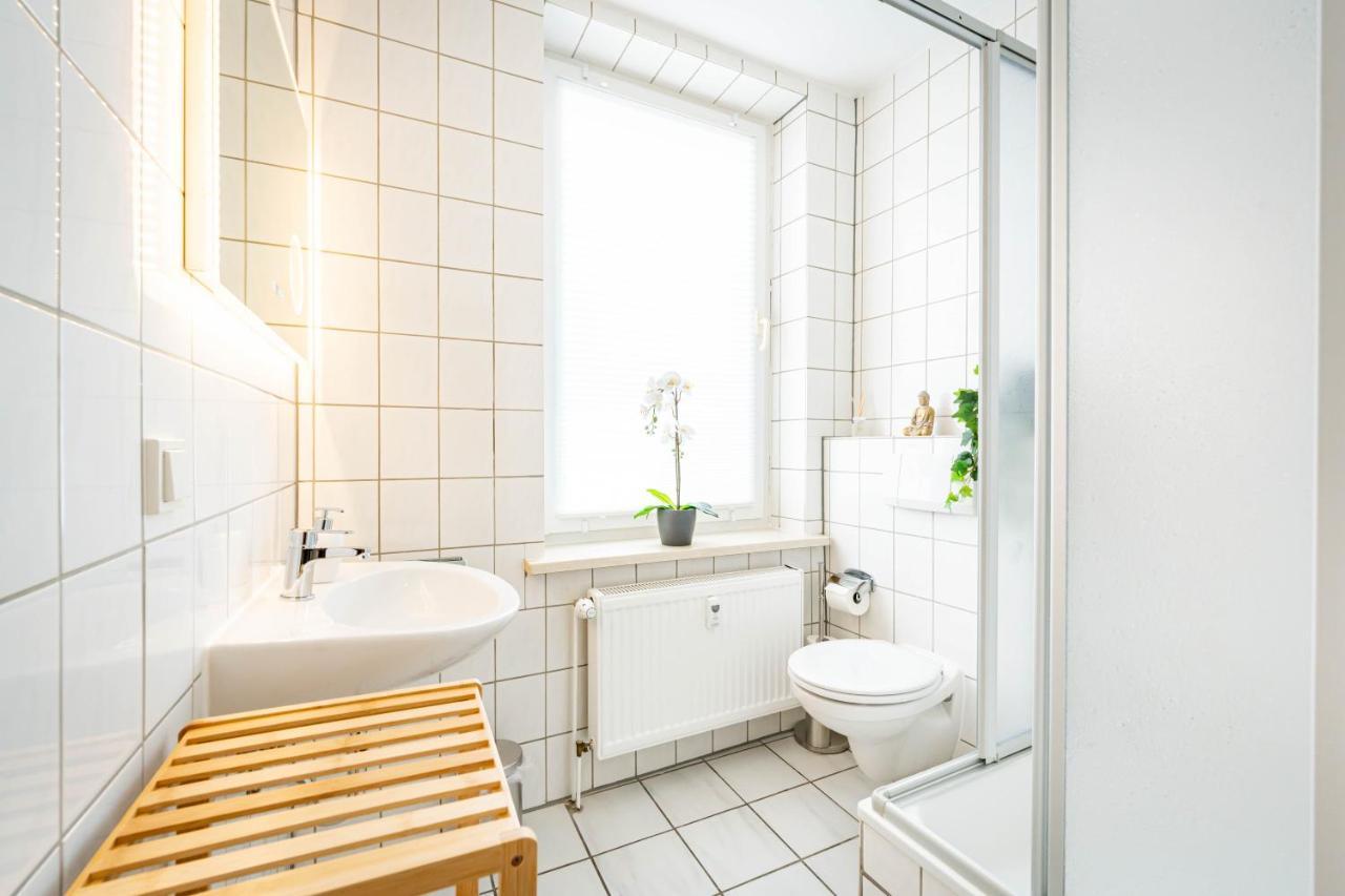 Apartmento Blue Magdeburg - Zentral - Wifi - Netflix エクステリア 写真