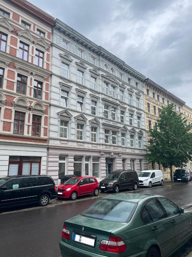 Apartmento Blue Magdeburg - Zentral - Wifi - Netflix エクステリア 写真