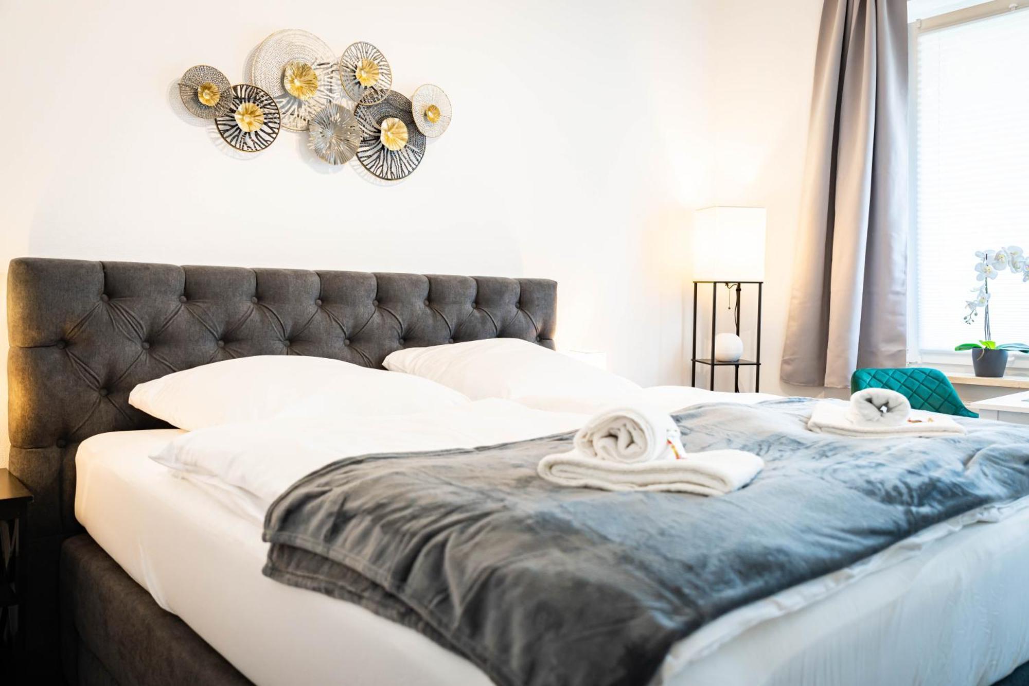 Apartmento Blue Magdeburg - Zentral - Wifi - Netflix エクステリア 写真