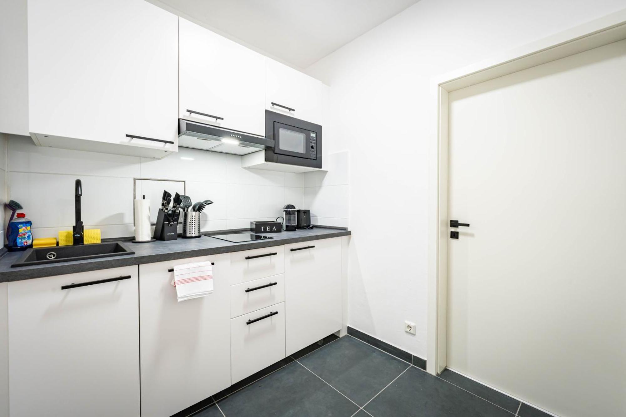 Apartmento Blue Magdeburg - Zentral - Wifi - Netflix エクステリア 写真